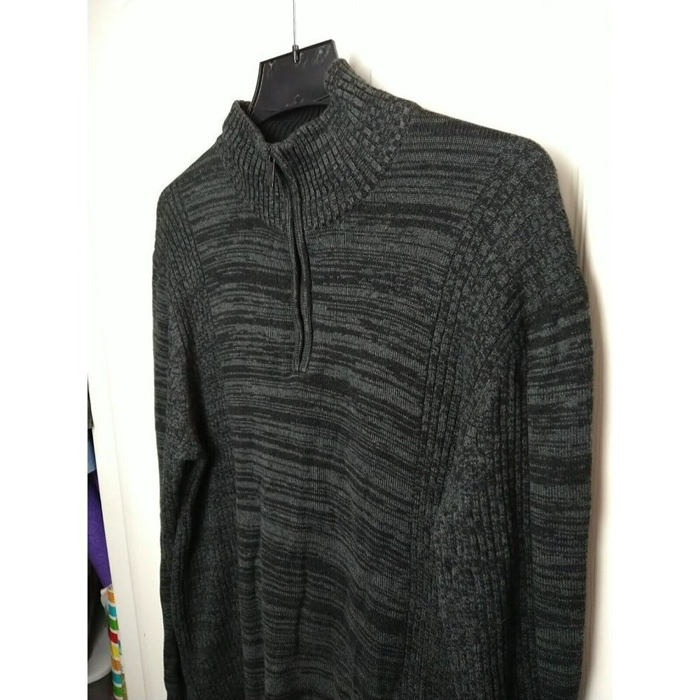 CALVIN Klein Men's 1/4 Zip Grey Black Heather Pullover high neck Sweater. Size M - Picture 2 of 12